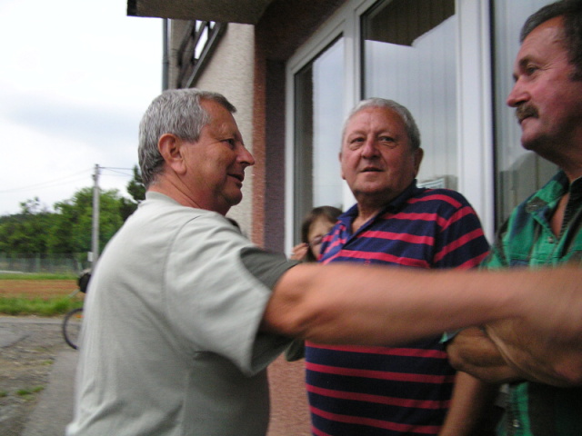 200746